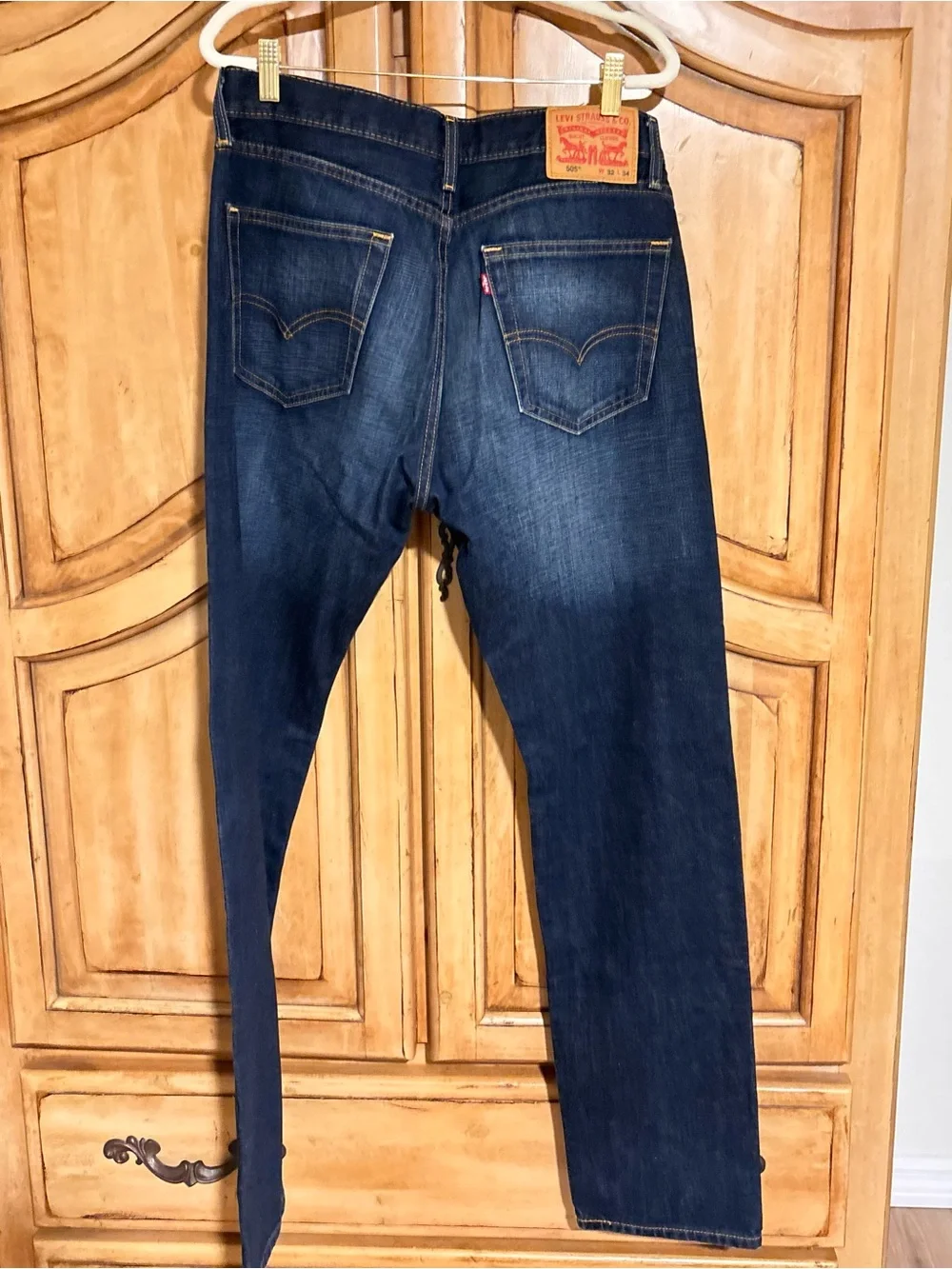 Levi's Men's Slim Straight Jeans in Dark Blue Wash